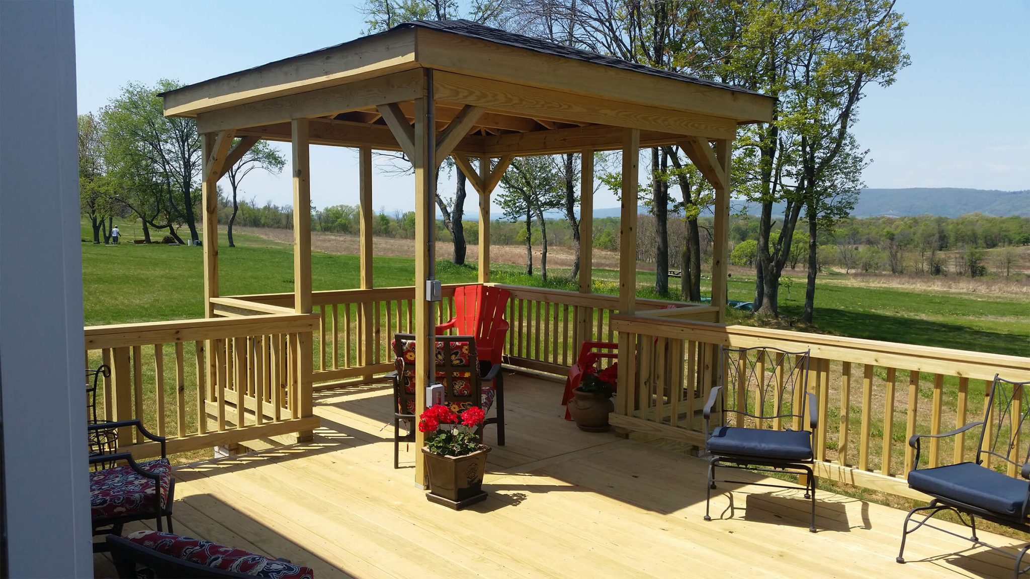 Benefits Of Having A Gazebo Sunburst Construction