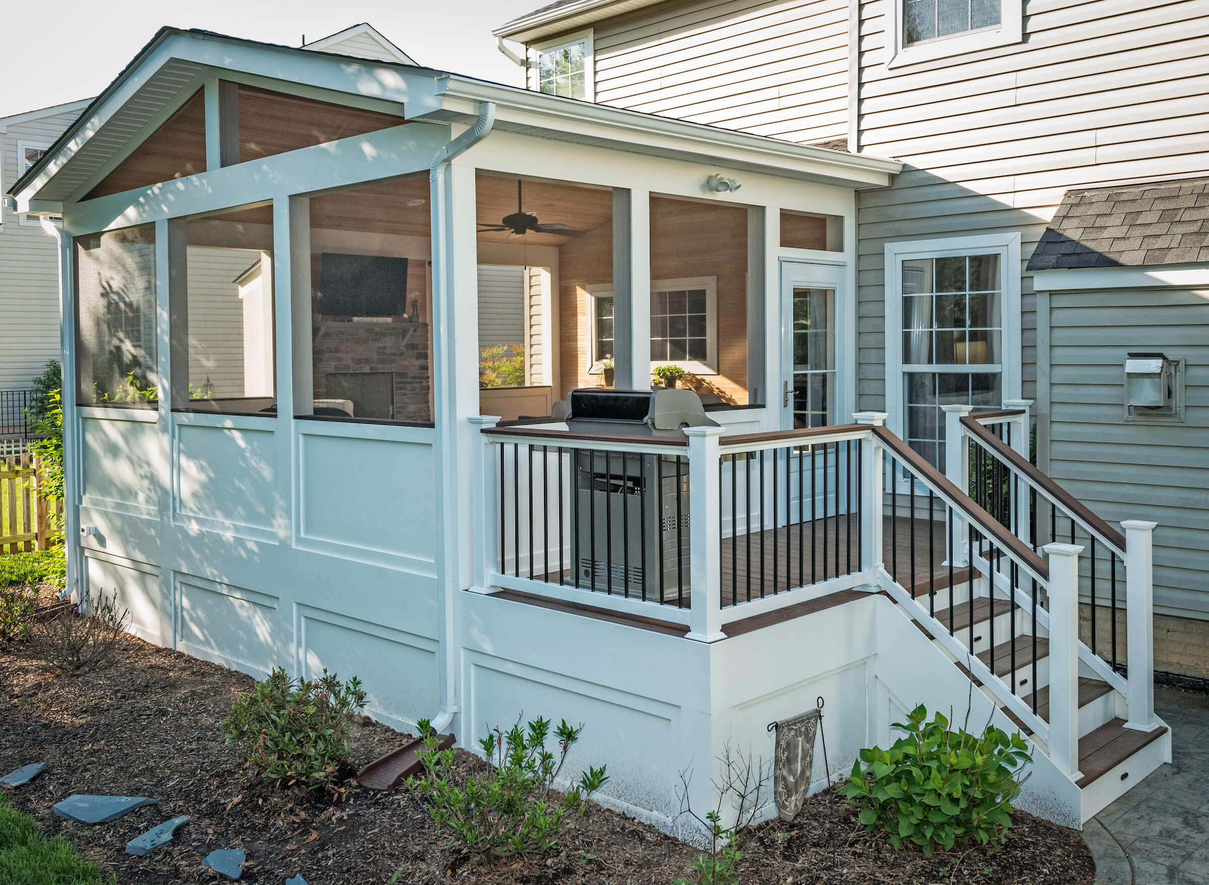 Enclosing A Porch Idea To Make 3 Season Porch Enclosed Front Porches Front Porch Design Porch Windows