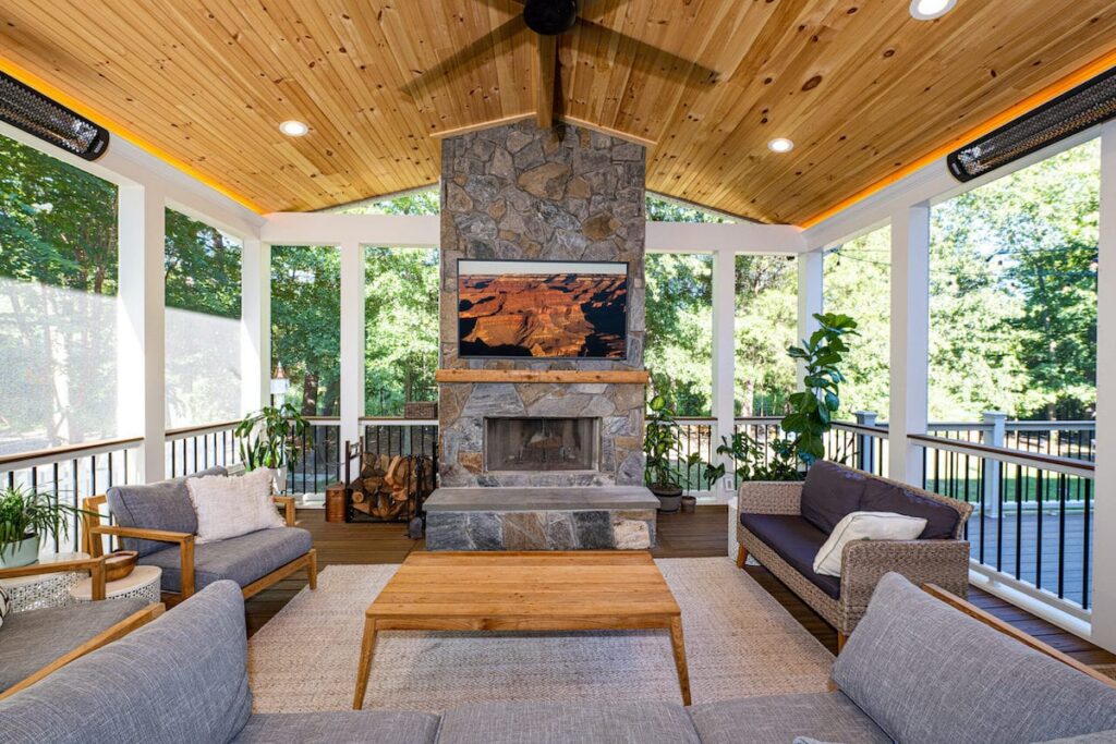 Beautiful covered deck